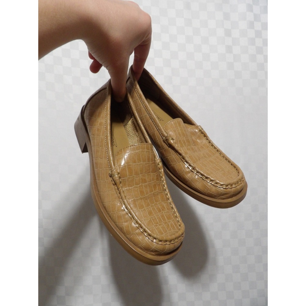 VINTAGE Predictions Loafers | 5 1/2